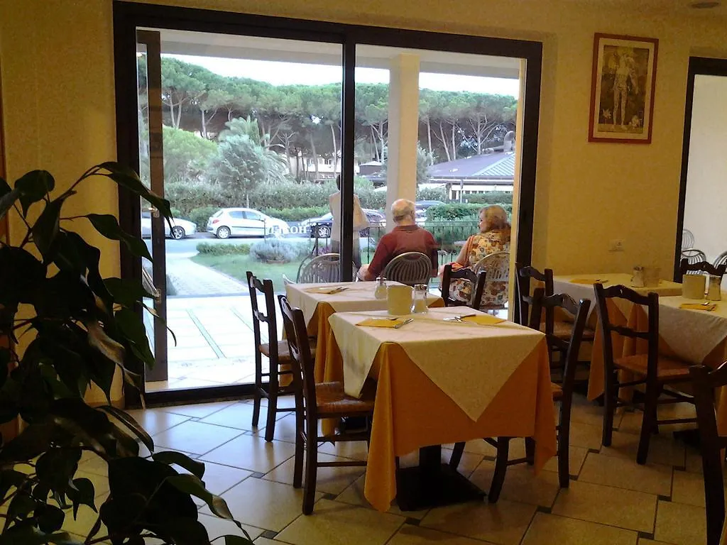 Affittacamere Floramare Marina Di Bibbona 0*,  Italie