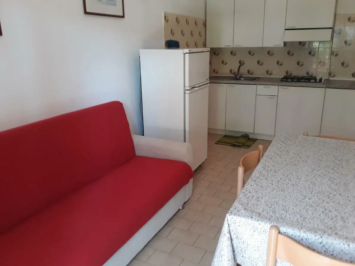 Affittacamere Floramare Marina Di Bibbona Guest house